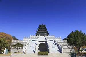 Images Dated 7th March 2018: South Korea, Seoul, Gyeonbokgung Palace, National Folk museum of Korea