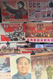 Guangxi Province Gallery: Souvenir Communist posters, Yangshuo, Guangxi, China
