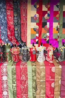Guangxi Province Gallery: Souvenirs on market stall, Yangshuo, Guangxi, China