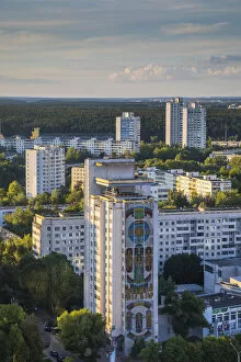 Images Dated 13th July 2018: Soviet wall murals on apartment building in Minsk, Belarus