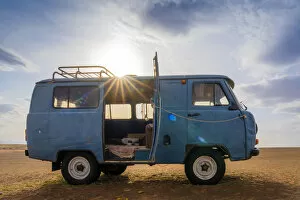 Soviet four wheel vehicle, a typical mongolian van, Gobi desert, Mongolia, Mongolian