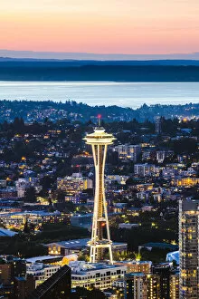 The Space Needle at sunset, Seattle, Washington, USA