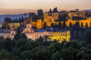 Images Dated 16th July 2020: Spagna - Malaga - Vista notturna del Castello gi Gibralfaro e del palazzo del comune