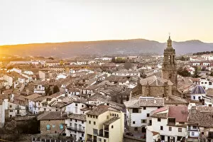 Images Dated 1st October 2020: Spagna - Teruel - Turismo del Tartufo. Vista panoramica di Rubielos de Mora