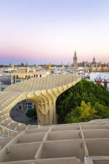 Spain, Andalusia, Sevilla, The Metropol Parasol in Plaza de la Encarnacion, better