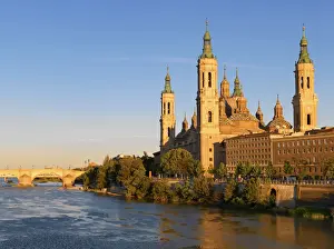 Spain, Aragon Region, Zaragoza, Basilica del Pilar