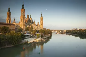Images Dated 1st March 2012: Spain, Aragon Region, Zaragoza Province, Zaragoza, Basilica de Nuestra Senora de Pilar