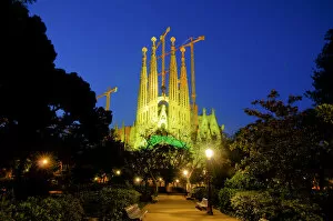 Images Dated 6th October 2008: Spain, Barcelona, Sagrada Familia cathedral