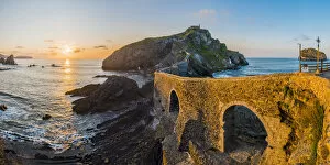 Images Dated 17th September 2018: Spain, Basque Country, Gaztelugatxe. Walkway to the hermitage at sunset