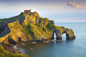 Spain, Basque country, San Juan de Gaztelugatxe, view of islet