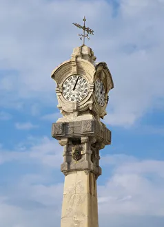 Images Dated 15th March 2019: Spain, Basque Country, San Sebastian (Donostia), Concha Bay, town barometer tower
