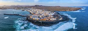 Images Dated 24th March 2020: Spain, Canary Islands, Fuerteventura, Volcanic landscape and Corralejo