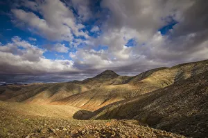 Spain, Canary Islands, Fuerteventura Island, Pajara, view of the central mountains