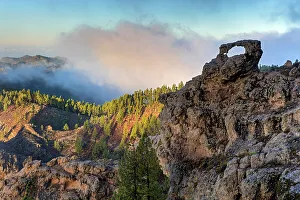 Images Dated 8th August 2022: Spain, Canary Islands, Gran Canaria, Ventana del Nublo