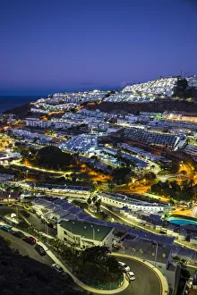 Spain, Canary Islands, Gran Canaria Island, Puerto Rico, resort high angle view, dawn