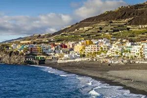 Images Dated 25th September 2019: Spain, Canary Islands, La Palma Island, Puerto Naos, resort town view