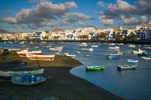Spain, Canary Islands, Lanzarote, Arecife, Charco de San Gines, fishing boats, sunset