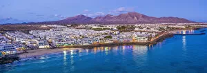 Images Dated 24th March 2020: Spain, Canary Islands, Lanzarote, Playa Blanca at dusk