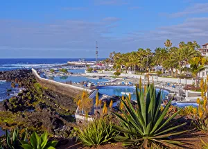Spain, Canary Islands, Tenerife, Puerto de la Cruz, View of the Martianez Pools designed