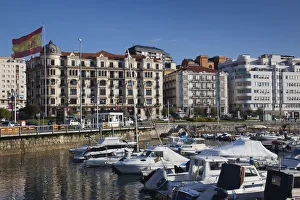 Spain, Cantabria Region, Cantabria Province, Santander, waterfront buildings