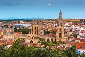 Spain, Castile and Leon, Burgos. Skyline and the gothic Cathedral of Saint Mary of Burgos