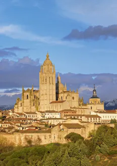 Central Spain Prints: Spain, Castile and Leon, Segovia, cathedral at sunset