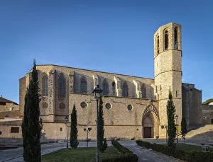Images Dated 20th January 2021: Spain, Catalonia, Barcelona, Pedralbes Monastery, View from Plaaza del Monestir