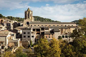 Images Dated 8th March 2023: Spain, Catalonia, Lerida, Vallbona de les Monges, Frontal view of the monastery