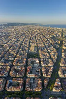 Spain, Catalunya, Barcelona, Aerial view of Eixample district and Sagrada Familia