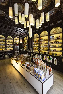 Images Dated 12th February 2021: Spain, Comunidad Valenciana, Valencia, Shops of traditional Valencian products