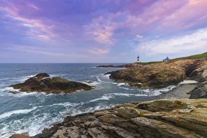 Spain, Galicia, Cantabrian coast, Ribadeo, Illa Plancha lighthouse
