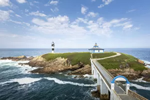 Images Dated 10th January 2019: Spain, Galicia, Cantabrian coast, Ribadeo, Illa Plancha lighthouse