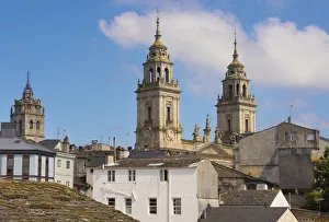 Spain, Galicia, Lugo Roman walls and cathedral