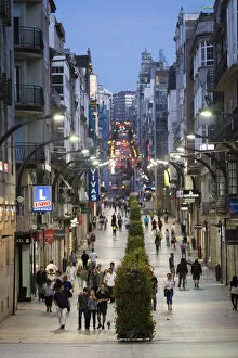 Images Dated 25th September 2020: Spain, Galicia, Vigo, People walking in Rua do Principe