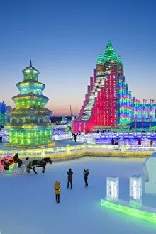 Images Dated 13th January 2014: Spectacular illuminated ice sculptures at the Harbin Ice and Snow Festival in Heilongjiang Province