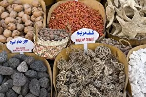 Bazaar Gallery: Spices at local market