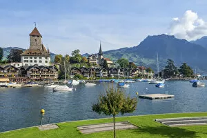 Images Dated 1st September 2021: Spiez harbour with Spiez castle, Lake Thun, Bern, Bernese Alps, Berner Oberland