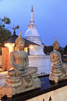 Sri Lanka, Colombo, Beira Lake, Seema Malaka Buddhist Temple