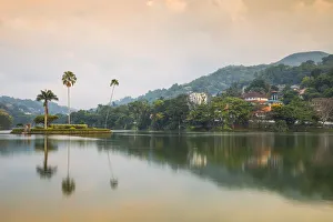 Artificial Prints: Sri Lanka, Kandy, Kandy Lake