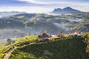 Worship Prints: Sri Lanka, Nuwara Eliya, View of Sri Swarnagiri Temple