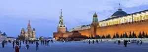 Images Dated 22nd September 2014: St Basils Cathedral and the Kremlin in Red Square, Moscow, Russia