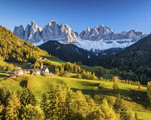 Images Dated 29th November 2016: St. Magdalena in Autumn, Val di Funes, Dolomites, South Tyrol, Italy