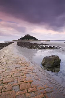 Images Dated 25th February 2015: St Michaels Mount and the Causeway at dawn, Marazion, Cornwall, England. Autumn