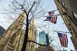Images Dated 14th April 2016: St. Patricks Cathedral, 5th Avenue, Manhattan, New York City, USA