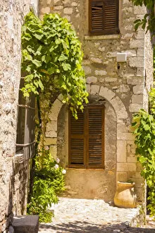 Images Dated 18th April 2016: St. Paul de Vence, Alpes-Maritimes, Provence-Alpes-Cote D Azur, French Riviera