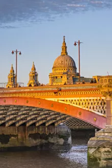 Images Dated 11th October 2021: St. Pauls Cathedral & Blackfriars bridge, London, England, UK
