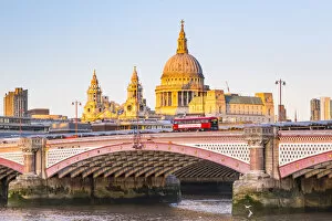 Images Dated 11th October 2021: St. Pauls Cathedral & Blackfriars bridge, London, England, UK