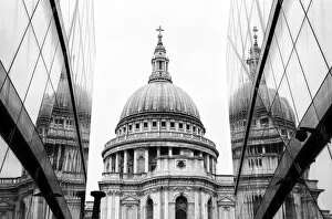 Images Dated 3rd February 2018: St Pauls Cathedral, London, England