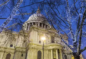 Images Dated 20th December 2017: St. Pauls Cathedral, London, England, UK