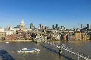 Images Dated 23rd October 2018: St Pauls cathedral and Millennium Bridge, London, England, UK